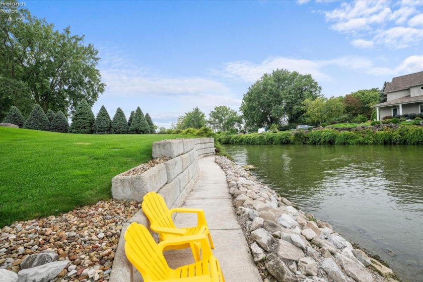 3646 Confederate Drive, Marblehead, 43440, 4 Bedrooms Bedrooms, ,3 BathroomsBathrooms,Residential,For Sale,Confederate,20263242