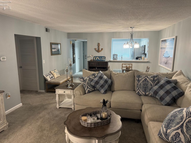 43 Marina Point Drive, Sandusky, 44870, 2 Bedrooms Bedrooms, ,2 BathroomsBathrooms,Residential,For Sale,Marina Point,20263195