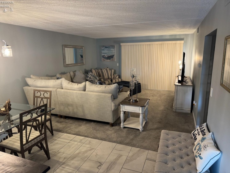 43 Marina Point Drive, Sandusky, 44870, 2 Bedrooms Bedrooms, ,2 BathroomsBathrooms,Residential,For Sale,Marina Point,20263195