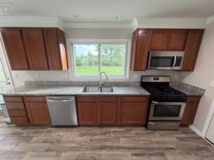 2903 bayview Lane, Sandusky, 44870, 3 Bedrooms Bedrooms, ,1 BathroomBathrooms,Residential,For Sale,bayview,20263203