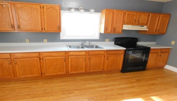 44 Main Street, Greenwich, 44837, 3 Bedrooms Bedrooms, ,1 BathroomBathrooms,Residential,For Sale,Main,20263248