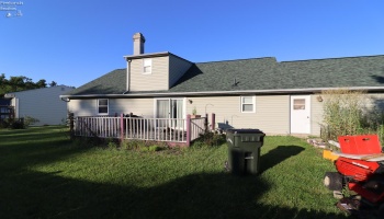 115 Meadowfield Ct, Elyria, 44035, 4 Bedrooms Bedrooms, ,2 BathroomsBathrooms,Residential,For Sale,Meadowfield Ct,20263235
