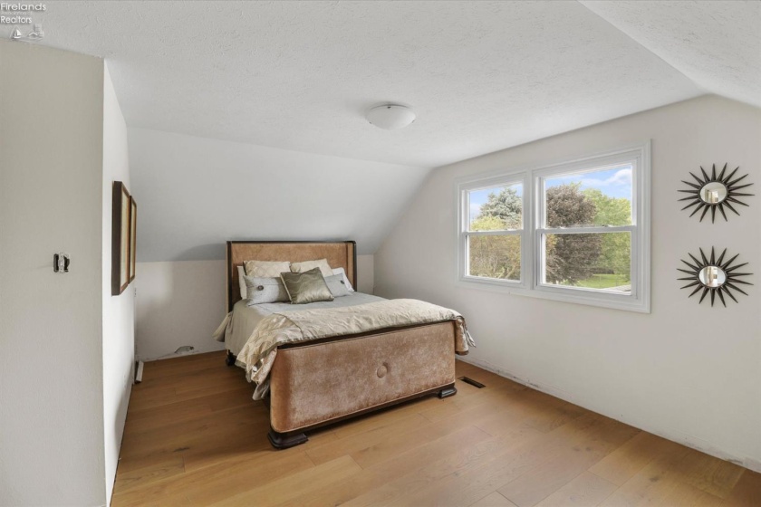 1520 Ponderosa Drive, Port Clinton, 43452, 4 Bedrooms Bedrooms, ,2 BathroomsBathrooms,Residential,For Sale,Ponderosa,20263249