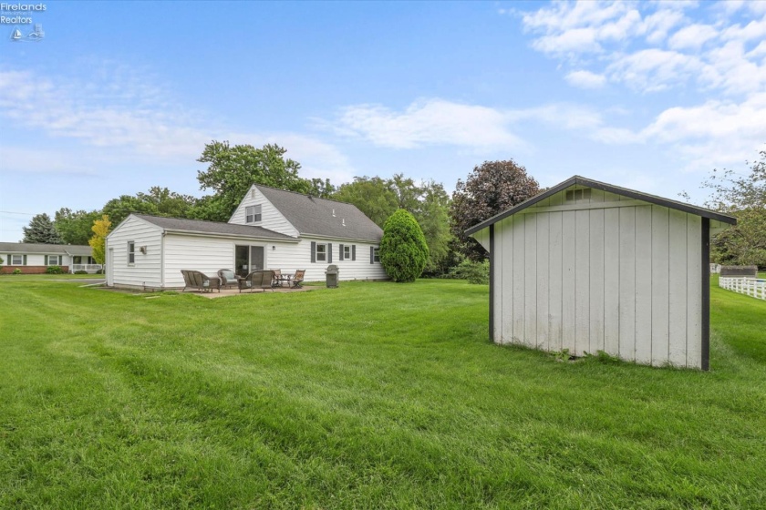1520 Ponderosa Drive, Port Clinton, 43452, 4 Bedrooms Bedrooms, ,2 BathroomsBathrooms,Residential,For Sale,Ponderosa,20263249