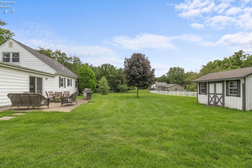1520 Ponderosa Drive, Port Clinton, 43452, 4 Bedrooms Bedrooms, ,2 BathroomsBathrooms,Residential,For Sale,Ponderosa,20263249