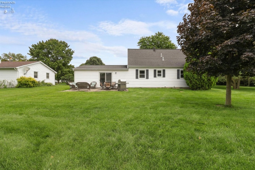 1520 Ponderosa Drive, Port Clinton, 43452, 4 Bedrooms Bedrooms, ,2 BathroomsBathrooms,Residential,For Sale,Ponderosa,20263249