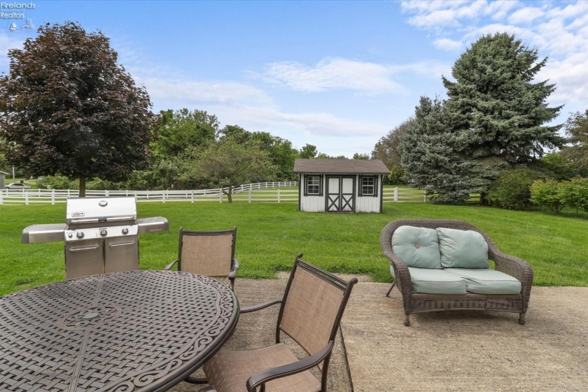 1520 Ponderosa Drive, Port Clinton, 43452, 4 Bedrooms Bedrooms, ,2 BathroomsBathrooms,Residential,For Sale,Ponderosa,20263249