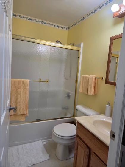 1520 Ponderosa Drive, Port Clinton, 43452, 4 Bedrooms Bedrooms, ,2 BathroomsBathrooms,Residential,For Sale,Ponderosa,20263249
