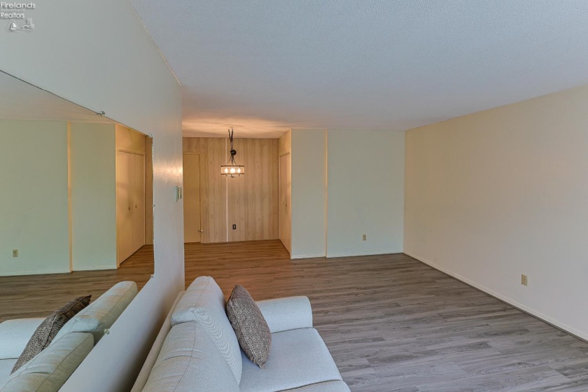1315 Lake Wilmer Drive, Sandusky, 44870, 1 Bedroom Bedrooms, ,1 BathroomBathrooms,Residential,For Sale,Lake Wilmer,20263240