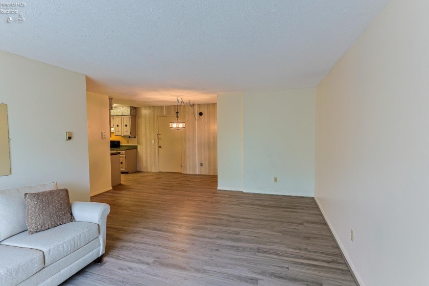 1315 Lake Wilmer Drive, Sandusky, 44870, 1 Bedroom Bedrooms, ,1 BathroomBathrooms,Residential,For Sale,Lake Wilmer,20263240