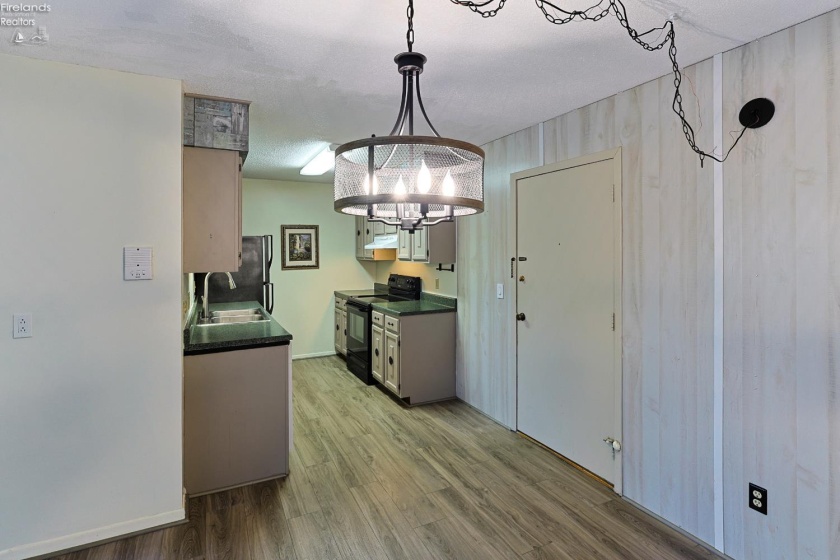 1315 Lake Wilmer Drive, Sandusky, 44870, 1 Bedroom Bedrooms, ,1 BathroomBathrooms,Residential,For Sale,Lake Wilmer,20263240