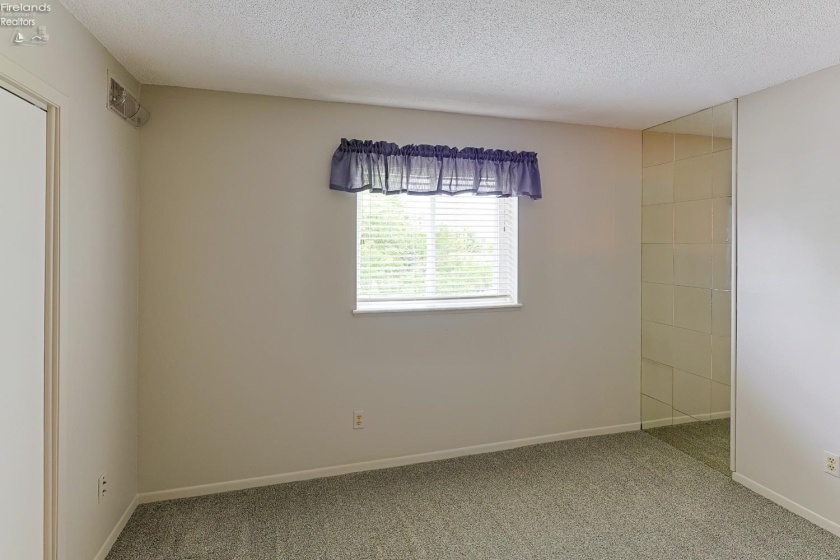 1315 Lake Wilmer Drive, Sandusky, 44870, 1 Bedroom Bedrooms, ,1 BathroomBathrooms,Residential,For Sale,Lake Wilmer,20263240