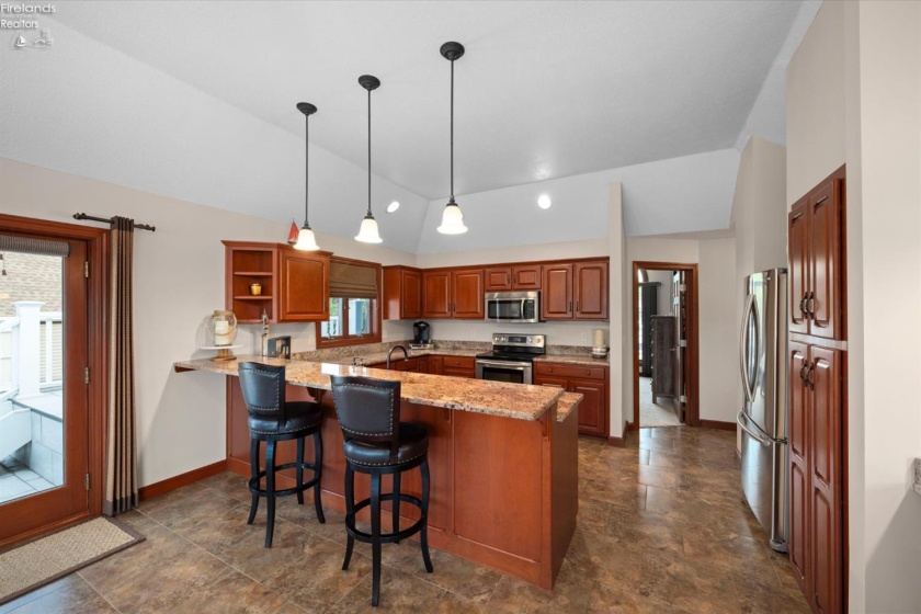 4555 Forest Glen Lane, Marblehead, 43440, 6 Bedrooms Bedrooms, ,4 BathroomsBathrooms,Residential,For Sale,Forest Glen,20263253