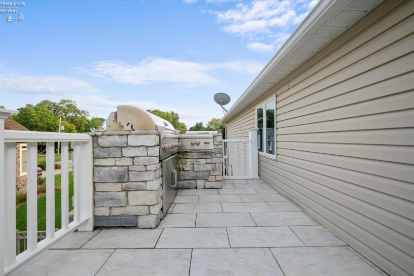 4555 Forest Glen Lane, Marblehead, 43440, 6 Bedrooms Bedrooms, ,4 BathroomsBathrooms,Residential,For Sale,Forest Glen,20263253