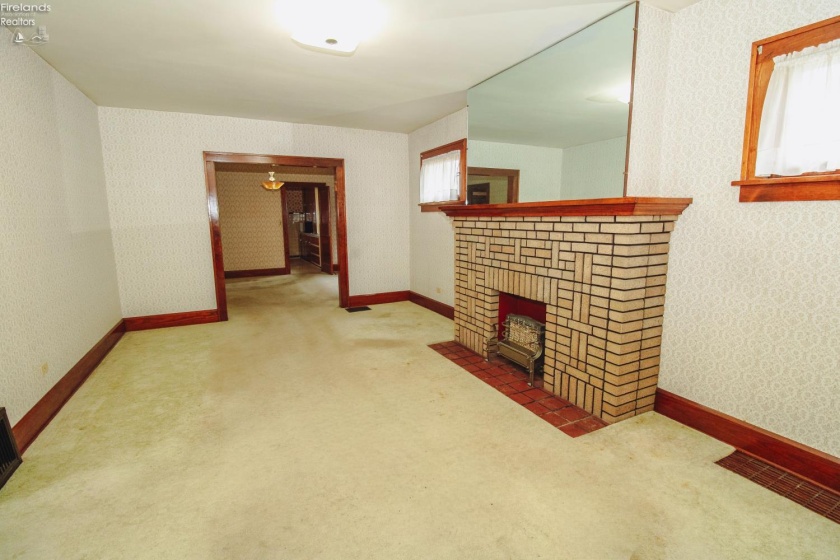 1206 Waverly Road, Sandusky, 44870, 3 Bedrooms Bedrooms, ,1 BathroomBathrooms,Residential,For Sale,Waverly,20263202