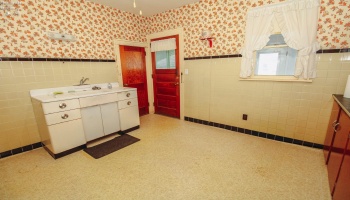 1206 Waverly Road, Sandusky, 44870, 3 Bedrooms Bedrooms, ,1 BathroomBathrooms,Residential,For Sale,Waverly,20263202 1206 Waverly Road, Sandusky, 44870, 3 Bedrooms Bedrooms, ,1 BathroomBathrooms,Residential,For Sale,Waverly,20263202