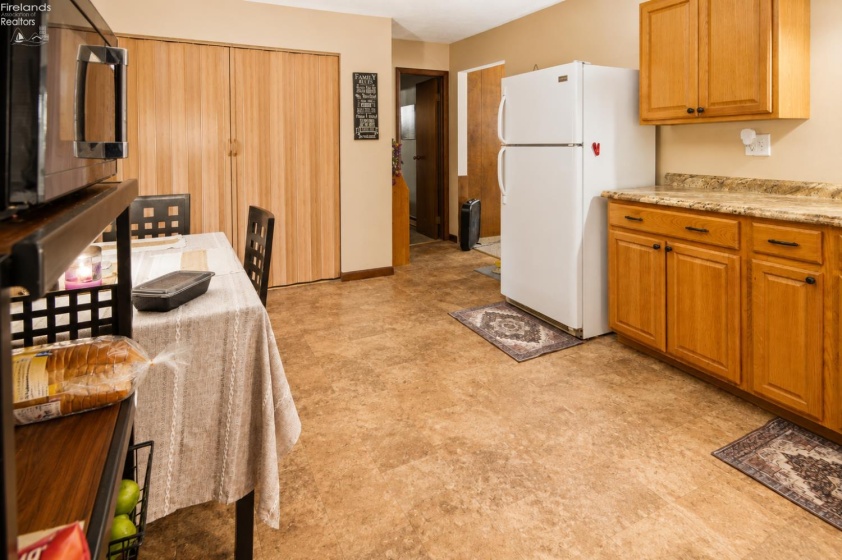 607 Ball Avenue, Fremont, 43420, 3 Bedrooms Bedrooms, ,2 BathroomsBathrooms,Residential,For Sale,Ball,20262781