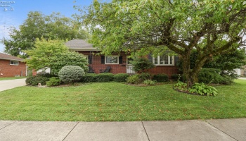 311 Albina Drive, Bellevue, 44811, 5 Bedrooms Bedrooms, ,2 BathroomsBathrooms,Residential,For Sale,Albina,20263118