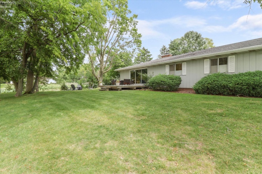 2940 Sanctuary Drive, Port Clinton, 43452, 3 Bedrooms Bedrooms, ,2 BathroomsBathrooms,Residential,For Sale,Sanctuary,20263269