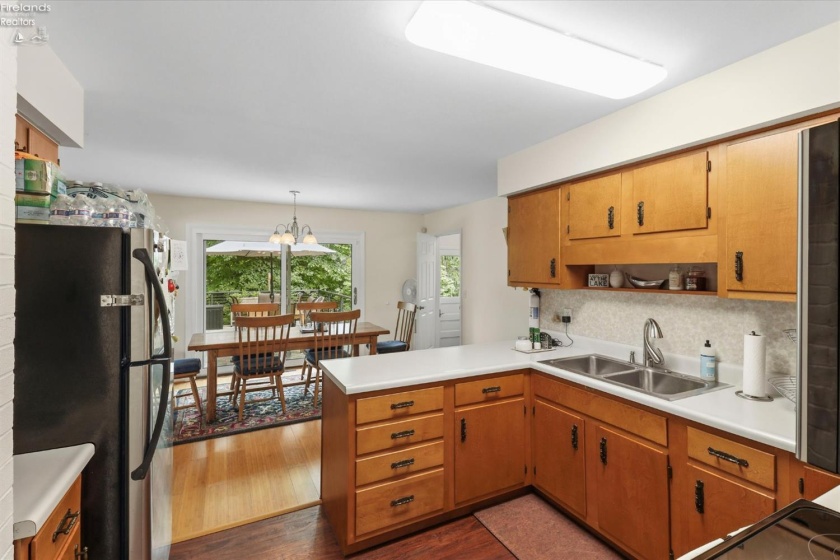 2940 Sanctuary Drive, Port Clinton, 43452, 3 Bedrooms Bedrooms, ,2 BathroomsBathrooms,Residential,For Sale,Sanctuary,20263269