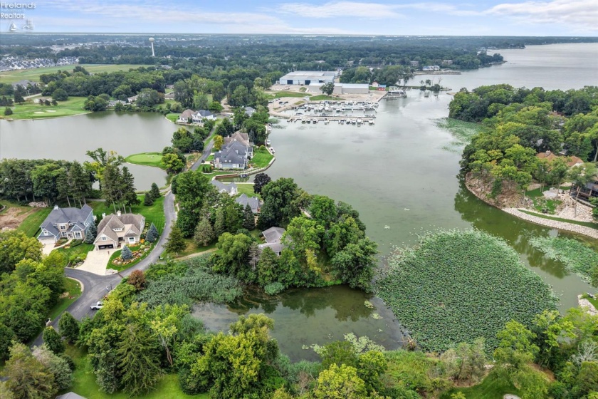 2940 Sanctuary Drive, Port Clinton, 43452, 3 Bedrooms Bedrooms, ,2 BathroomsBathrooms,Residential,For Sale,Sanctuary,20263269