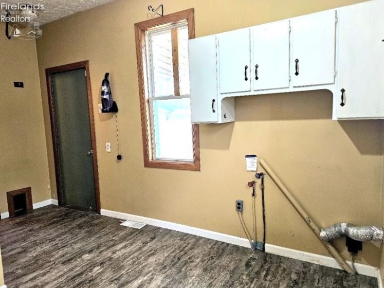1521 McDonough Street, Sandusky, 44870, 4 Bedrooms Bedrooms, ,2 BathroomsBathrooms,Residential,For Sale,McDonough,20263273