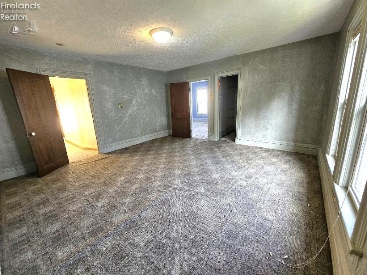 1521 McDonough Street, Sandusky, 44870, 4 Bedrooms Bedrooms, ,2 BathroomsBathrooms,Residential,For Sale,McDonough,20263273