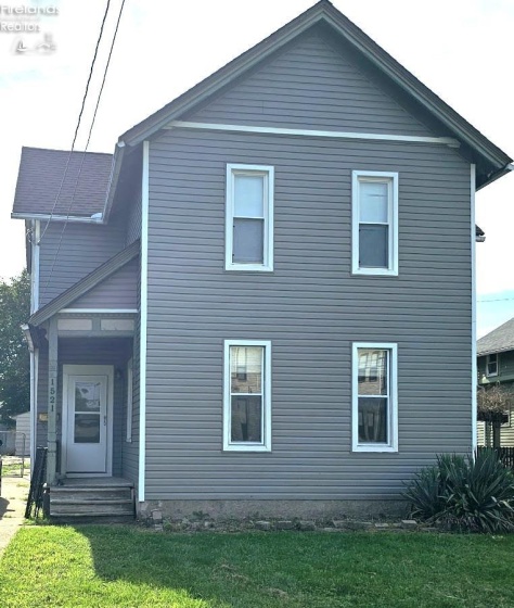 1521 McDonough Street, Sandusky, 44870, 4 Bedrooms Bedrooms, ,2 BathroomsBathrooms,Residential,For Sale,McDonough,20263273