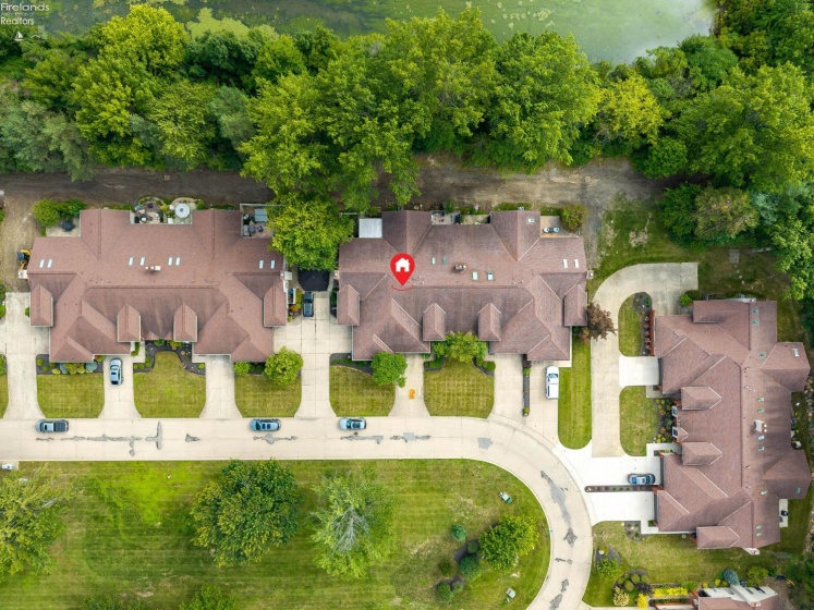 5214 Parkhurst Drive, Sheffield Village, 44054, 2 Bedrooms Bedrooms, ,2 BathroomsBathrooms,Residential,For Sale,Parkhurst,20263271