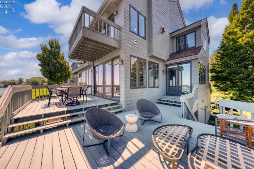 707 Mariner Village Drive, Huron, 44839, 3 Bedrooms Bedrooms, ,4 BathroomsBathrooms,Residential,For Sale,Mariner Village,20263266