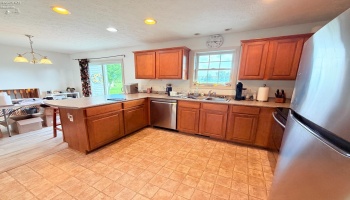 6410 Royce Drive, Marblehead, 43440, 3 Bedrooms Bedrooms, ,2 BathroomsBathrooms,Residential,For Sale,Royce,20263268