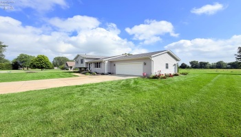 6410 Royce Drive, Marblehead, 43440, 3 Bedrooms Bedrooms, ,2 BathroomsBathrooms,Residential,For Sale,Royce,20263268