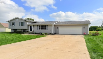 6410 Royce Drive, Marblehead, 43440, 3 Bedrooms Bedrooms, ,2 BathroomsBathrooms,Residential,For Sale,Royce,20263268