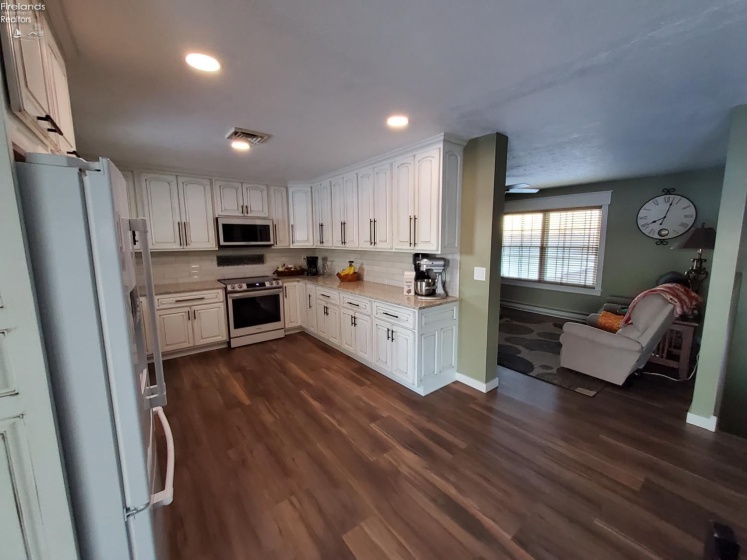 1719 Mason, Milan, 44846, 5 Bedrooms Bedrooms, ,2 BathroomsBathrooms,Residential,For Sale,Mason,20263042