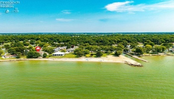 1304 Overlook Drive, Port Clinton, 43452, 5 Bedrooms Bedrooms, ,7 BathroomsBathrooms,Residential,For Sale,Overlook,20263132