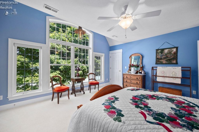 1304 Overlook Drive, Port Clinton, 43452, 5 Bedrooms Bedrooms, ,7 BathroomsBathrooms,Residential,For Sale,Overlook,20263132