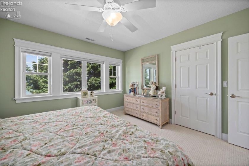 1304 Overlook Drive, Port Clinton, 43452, 5 Bedrooms Bedrooms, ,7 BathroomsBathrooms,Residential,For Sale,Overlook,20263132