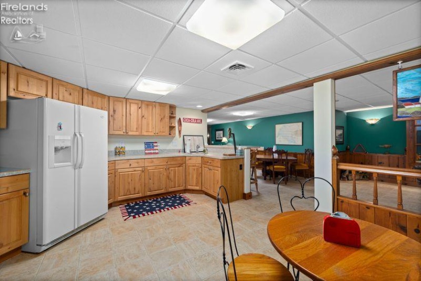 1304 Overlook Drive, Port Clinton, 43452, 5 Bedrooms Bedrooms, ,7 BathroomsBathrooms,Residential,For Sale,Overlook,20263132