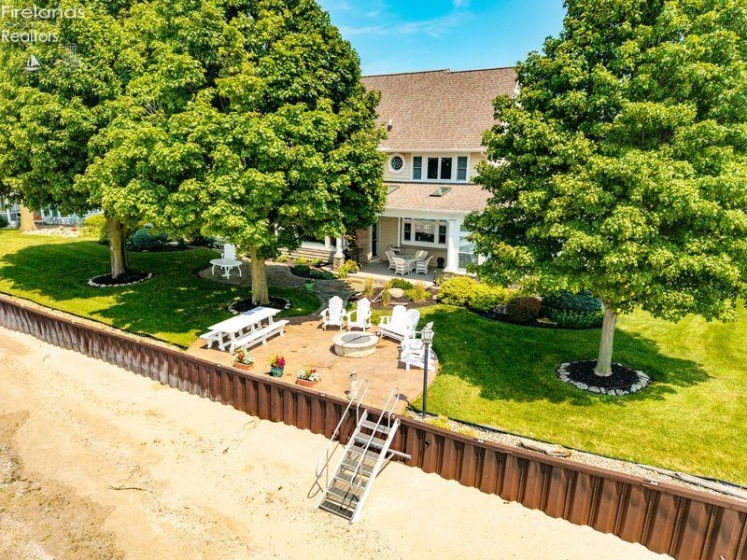 1304 Overlook Drive, Port Clinton, 43452, 5 Bedrooms Bedrooms, ,7 BathroomsBathrooms,Residential,For Sale,Overlook,20263132