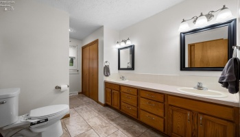 876 Moss Canyon Drive, Amherst, 44001, 4 Bedrooms Bedrooms, ,2 BathroomsBathrooms,Residential,For Sale,Moss Canyon,20263239