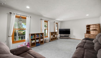 876 Moss Canyon Drive, Amherst, 44001, 4 Bedrooms Bedrooms, ,2 BathroomsBathrooms,Residential,For Sale,Moss Canyon,20263239