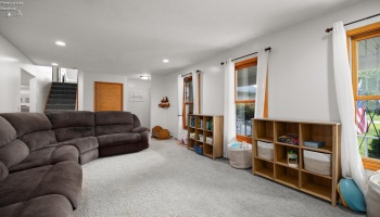 876 Moss Canyon Drive, Amherst, 44001, 4 Bedrooms Bedrooms, ,2 BathroomsBathrooms,Residential,For Sale,Moss Canyon,20263239