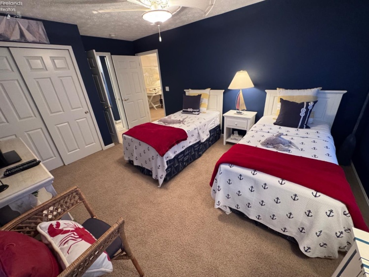 4445 Harbors Edge, Port Clinton, 43452, 3 Bedrooms Bedrooms, ,4 BathroomsBathrooms,Residential,For Sale,Harbors Edge,20263227