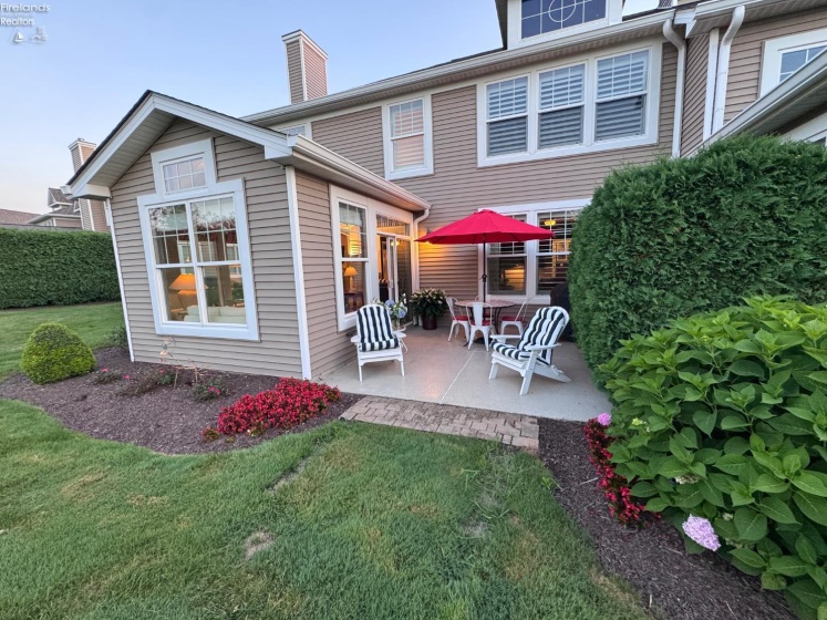 4445 Harbors Edge, Port Clinton, 43452, 3 Bedrooms Bedrooms, ,4 BathroomsBathrooms,Residential,For Sale,Harbors Edge,20263227