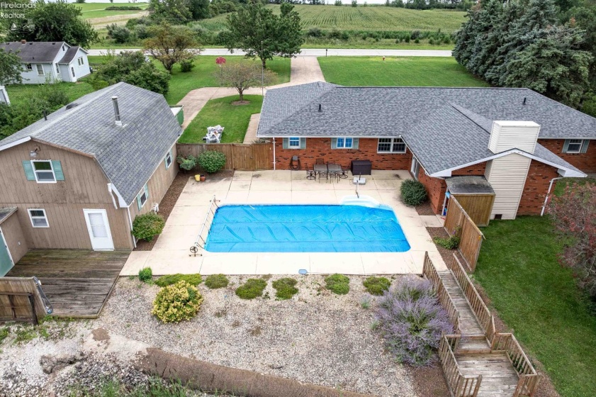 4253 Harbor Road, Port Clinton, 43452, 3 Bedrooms Bedrooms, ,2 BathroomsBathrooms,Residential,For Sale,Harbor,20263261