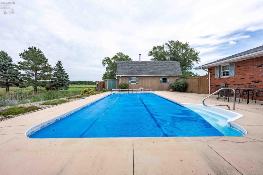 4253 Harbor Road, Port Clinton, 43452, 3 Bedrooms Bedrooms, ,2 BathroomsBathrooms,Residential,For Sale,Harbor,20263261