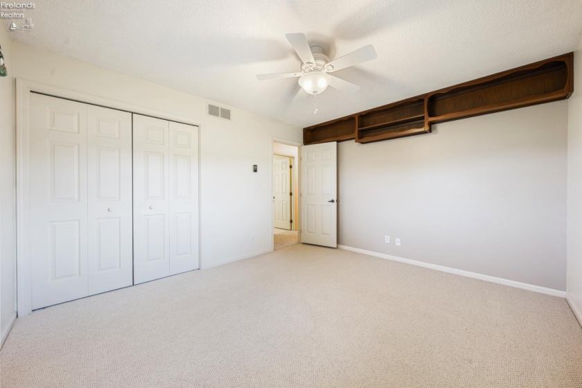 4253 Harbor Road, Port Clinton, 43452, 3 Bedroom Bedrooms, ,2 BathroomBathrooms,Residential,For Sale,Harbor,20263261