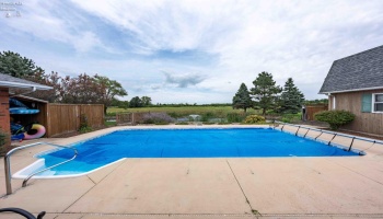 4253 Harbor Road, Port Clinton, 43452, 3 Bedroom Bedrooms, ,2 BathroomBathrooms,Residential,For Sale,Harbor,20263261