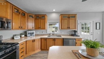 4804 Johnson Avenue, Port Clinton, 43452, 3 Bedrooms Bedrooms, ,2 BathroomsBathrooms,Residential,For Sale,Johnson,20263289