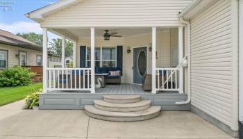 4804 Johnson Avenue, Port Clinton, 43452, 3 Bedrooms Bedrooms, ,2 BathroomsBathrooms,Residential,For Sale,Johnson,20263289